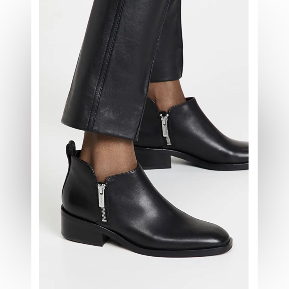 Philip Lim Alexa black leather ankle boot - size 39 (9)